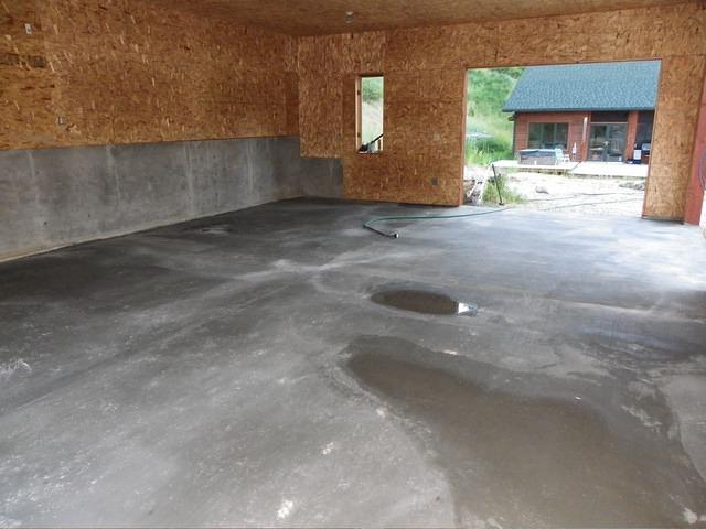 All done! Just keeping it wet so it cures fine.