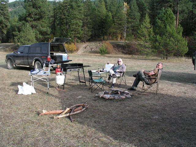 Monday was still relatively warm. We all relaxed after the guys returned empty handed from their hunt.