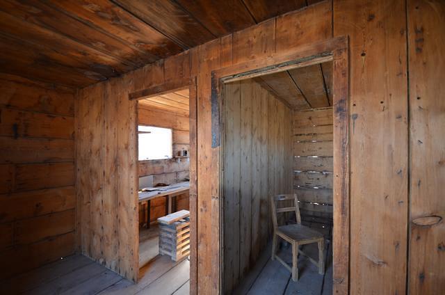 Another day, first stop at Ballorat. the jail/morgue