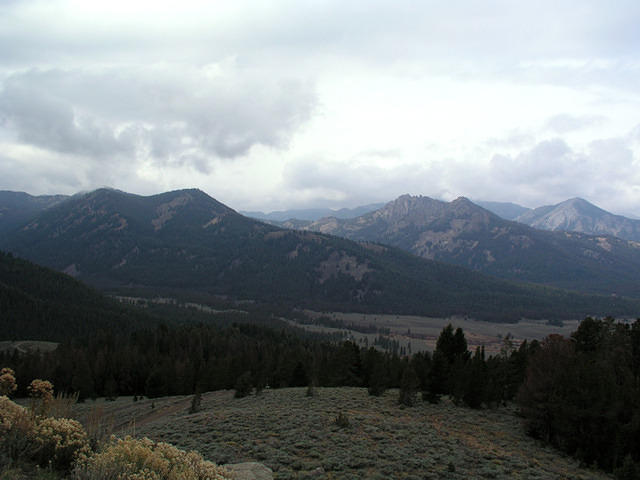 View from a wayside while heading toward Galina Summit
