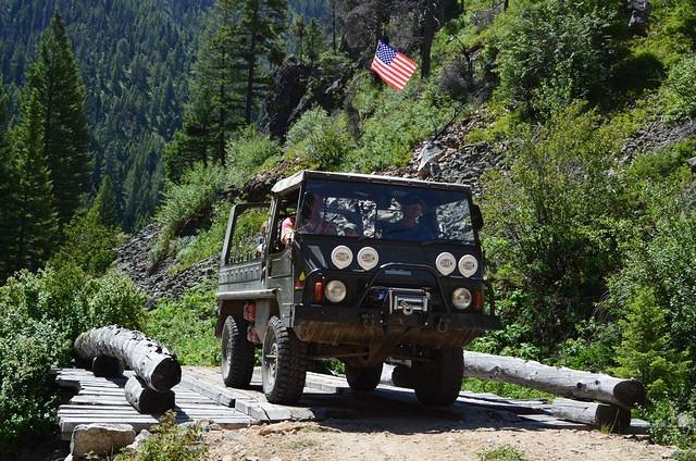 The Pinz crossing the bridge.